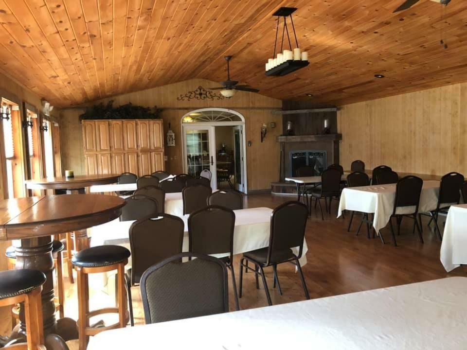 The Bradford Inn Towanda Ngoại thất bức ảnh
